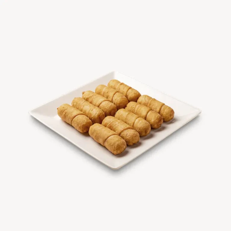 Tequeños venezolanos fritos crujientes servidos en bandeja, comida venezolana en Uruguay - De Pana y Todo