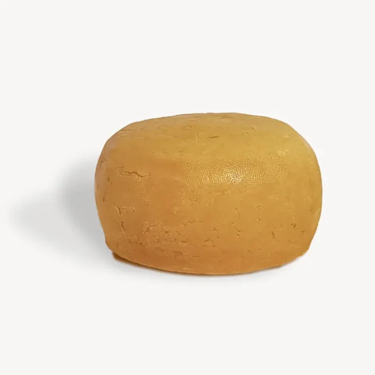 Queso Colonia uruguayo artesanal fresco, quesos locales De Pana y Todo